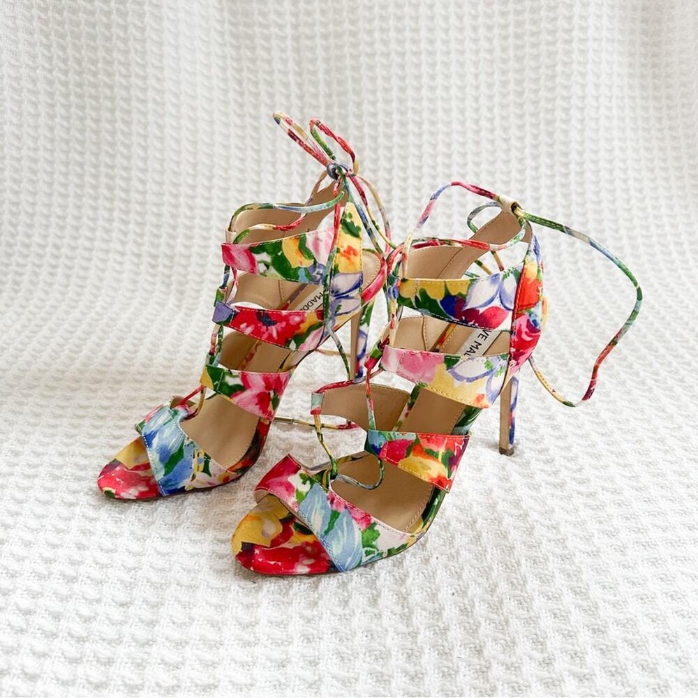 Steve Madden Women's Floral Lace Up Gladiator Summer Heels Size 7